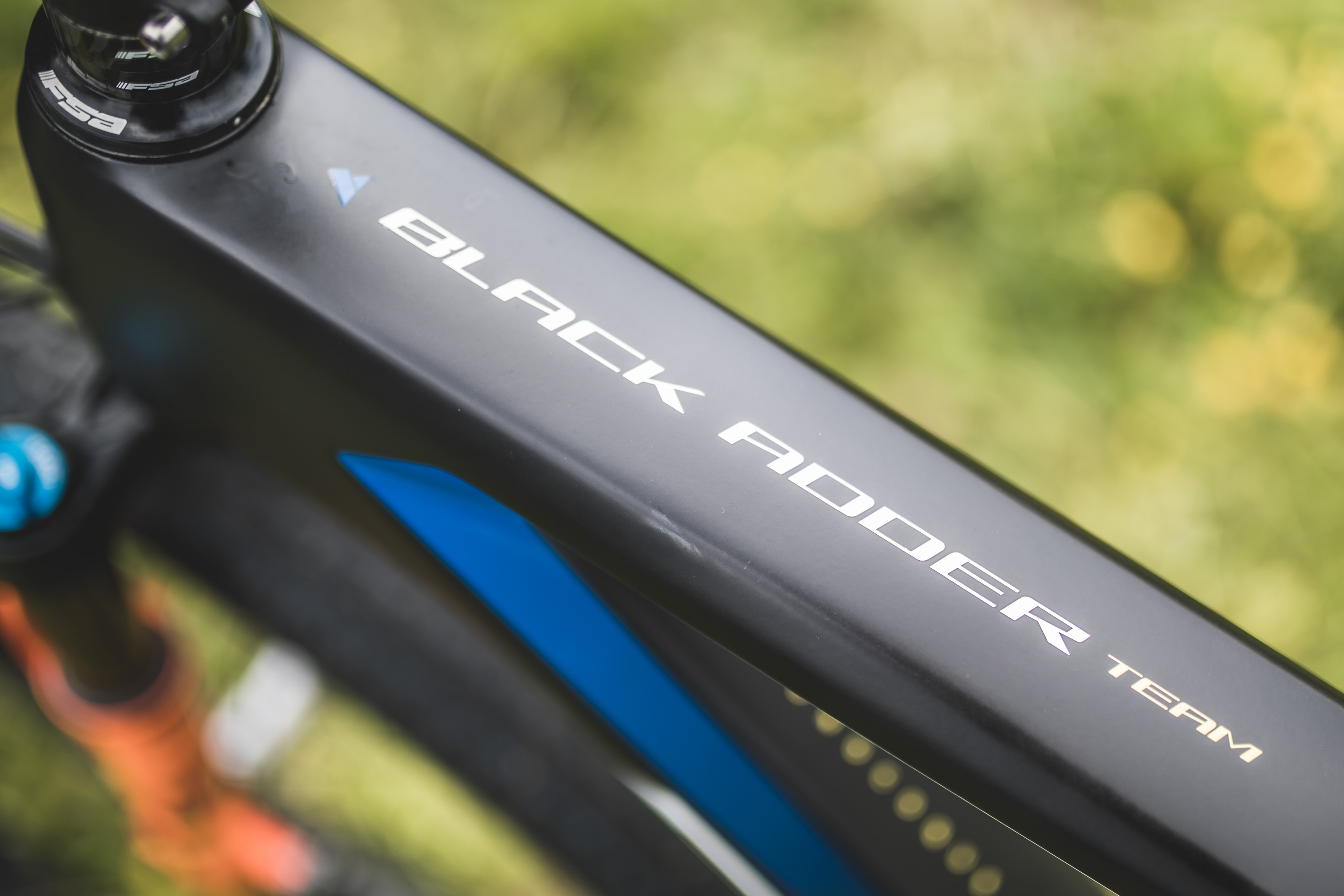 magazin-black-adder-team-bike-check_detail.jpg